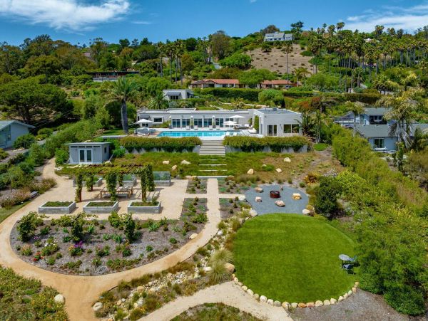 Luxury Santa Barbara Home with Four Bedroom