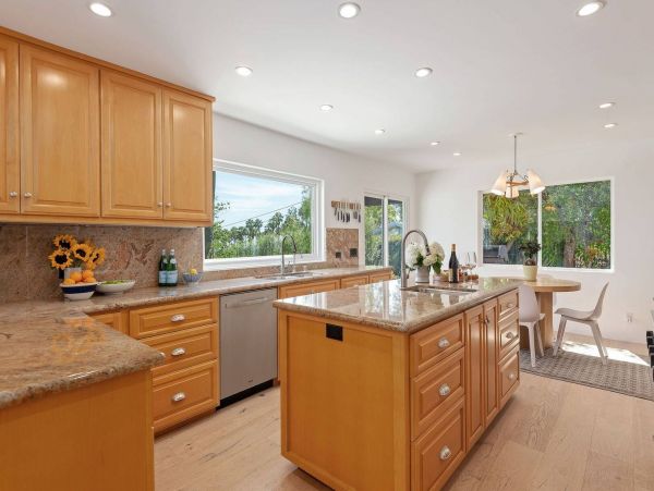 Luxury Santa Barbara Home with Four Bedroom