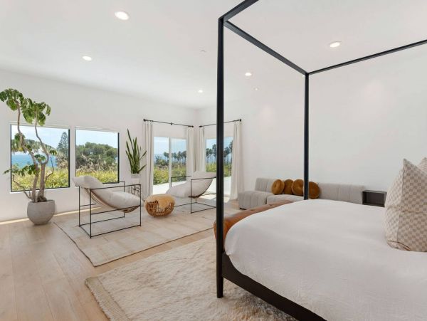 Luxury Santa Barbara Home with Four Bedroom