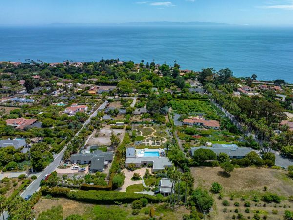 Luxury Santa Barbara Home with Four Bedroom
