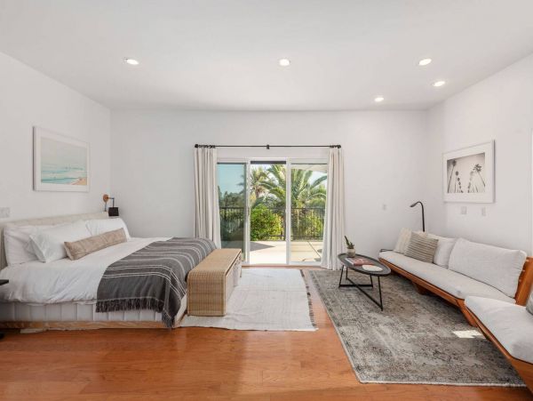 Luxury Santa Barbara Home with Four Bedroom