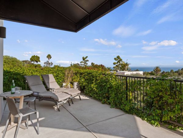 Luxury Santa Barbara Home with Four Bedroom