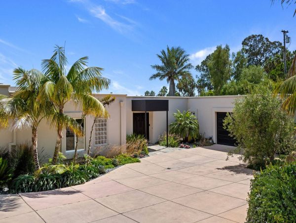 Luxury Santa Barbara Home with Four Bedroom