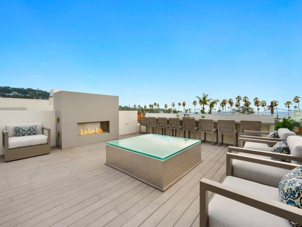 Gorgeous 4 Bedroom Vacation Getaway in La Jolla