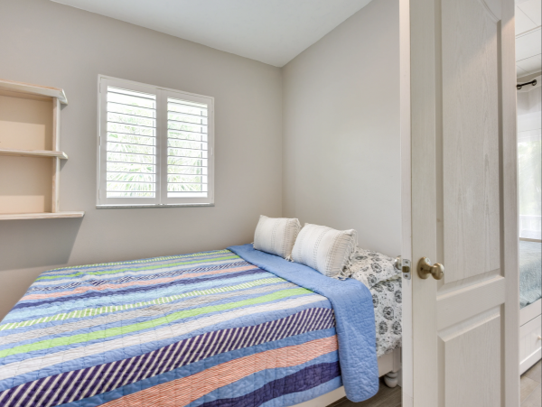 Siesta Key Vacation Home 4 Bedrooms Sleeps 12 Boat Dock