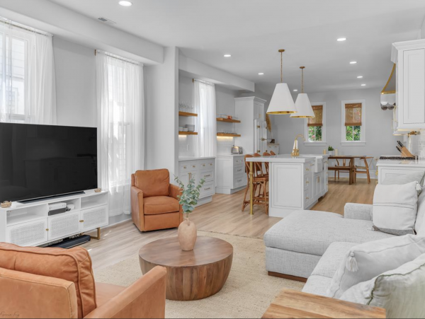 Cape May Six Bedroom Rental Two Blocks to Beach