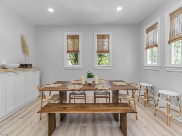 Cape May Six Bedroom Rental Two Blocks to Beach