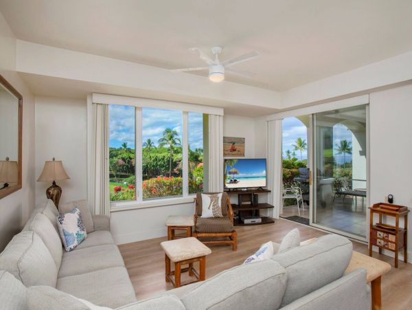Perfect Location Getaway! Beautiful Two Bedroom Condo in Wailea.