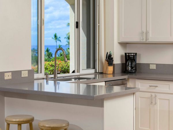 Perfect Location Getaway! Beautiful Two Bedroom Condo in Wailea.