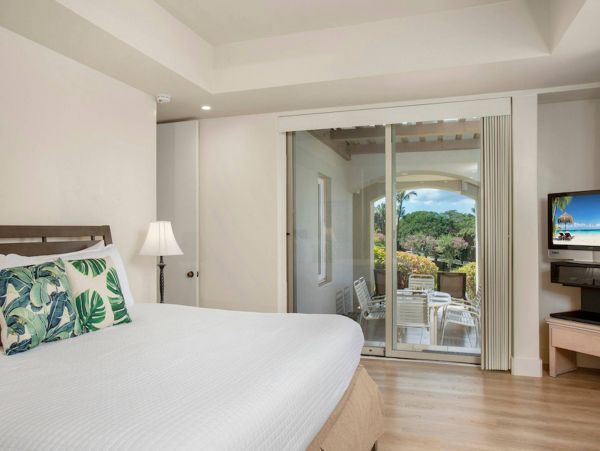 Perfect Location Getaway! Beautiful Two Bedroom Condo in Wailea.
