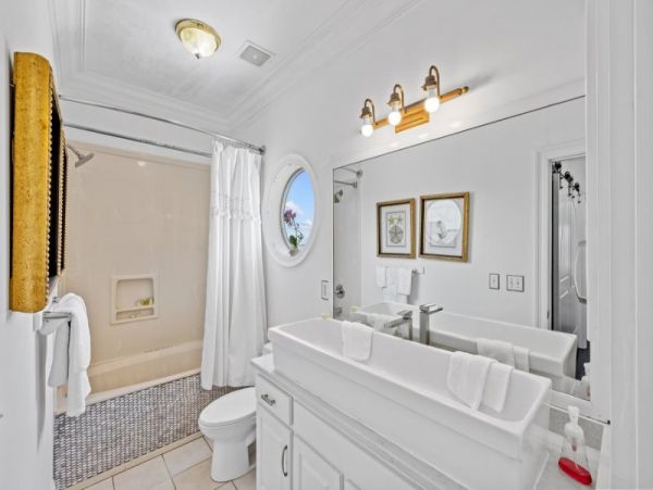 Navarre Vacation Home 5 Bedroom