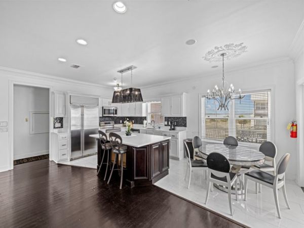 Navarre Vacation Home 5 Bedroom