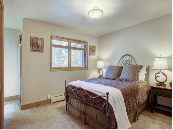 Breckenridge Luxury Vacation Home Sleeps 20 Guests