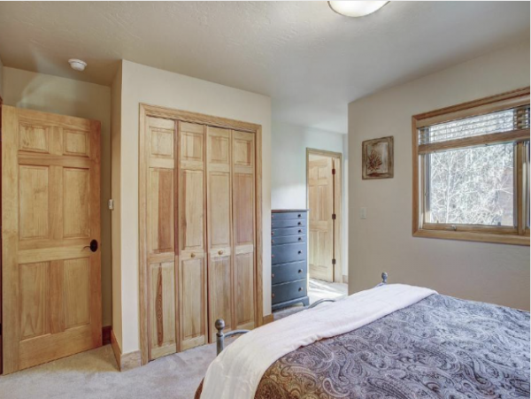 Breckenridge Luxury Vacation Home Sleeps 20 Guests