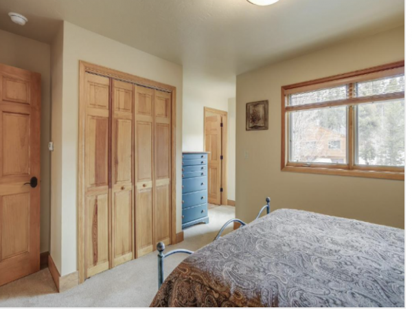 Breckenridge Luxury Vacation Home Sleeps 20 Guests