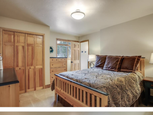 Breckenridge Luxury Vacation Home Sleeps 20 Guests