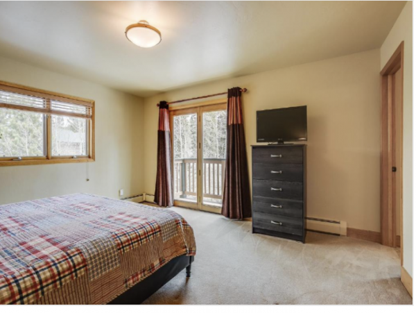 Breckenridge Luxury Vacation Home Sleeps 20 Guests