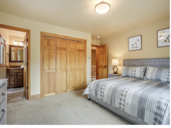Breckenridge Luxury Vacation Home Sleeps 20 Guests