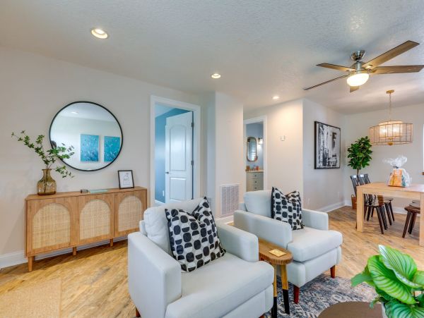 Apollo Beach Luxury Four Bedroom Home Private Pool & Dock