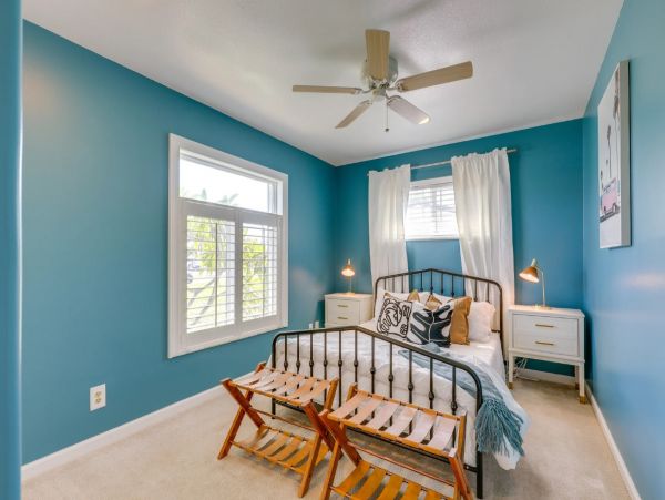 Apollo Beach Luxury Four Bedroom Home Private Pool & Dock