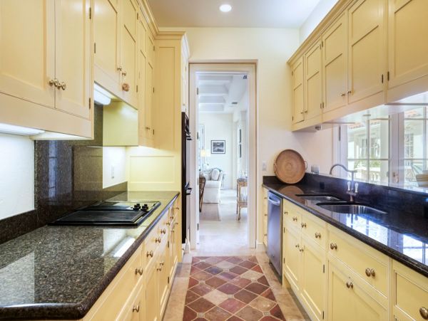 Luxury 6 Bedroom Vacation Pool Home in Sanibel Sleeps 11