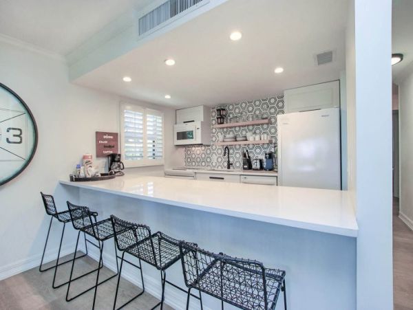 Gulf-Front Getaway with Stunning Views and Comfortable Amenities