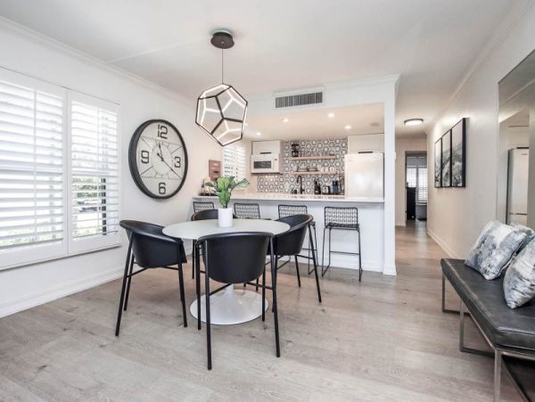 Gulf-Front Getaway with Stunning Views and Comfortable Amenities