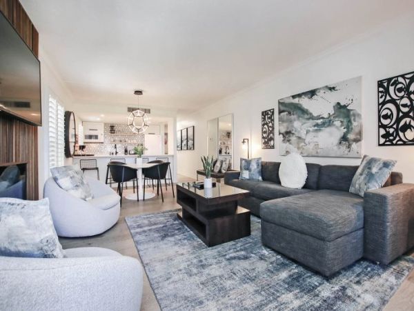 Gulf-Front Getaway with Stunning Views and Comfortable Amenities