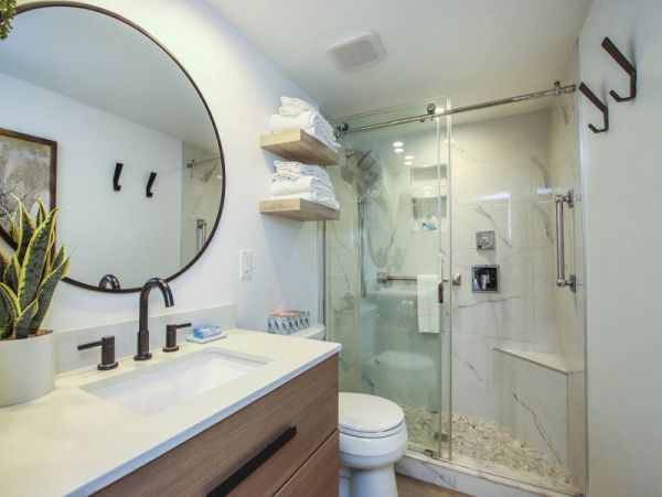 Gulf-Front Getaway with Stunning Views and Comfortable Amenities