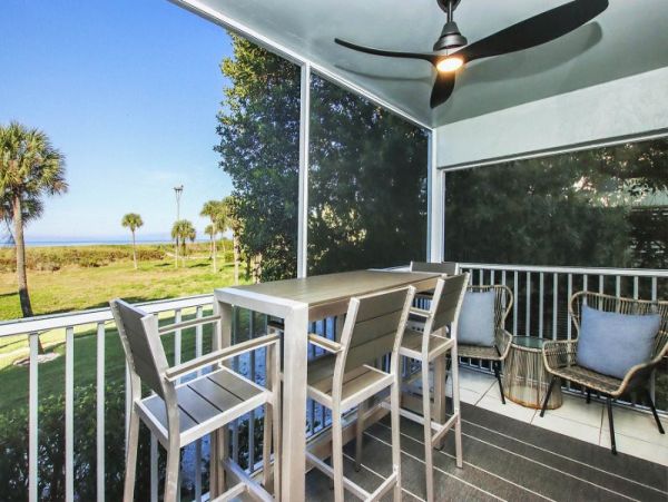 Gulf-Front Getaway with Stunning Views and Comfortable Amenities