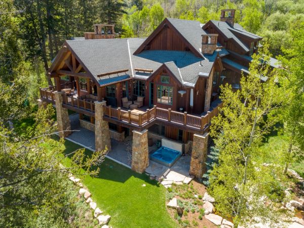 Six Bedroom Six Bathrooms Luxury Home Estate With Hot Tub