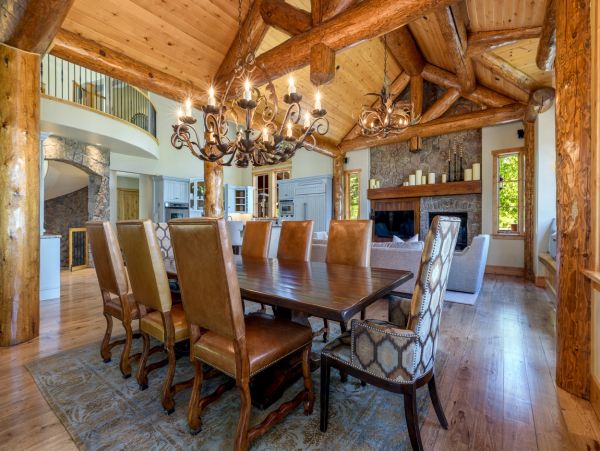 Six Bedroom Six Bathrooms Luxury Home Estate With Hot Tub