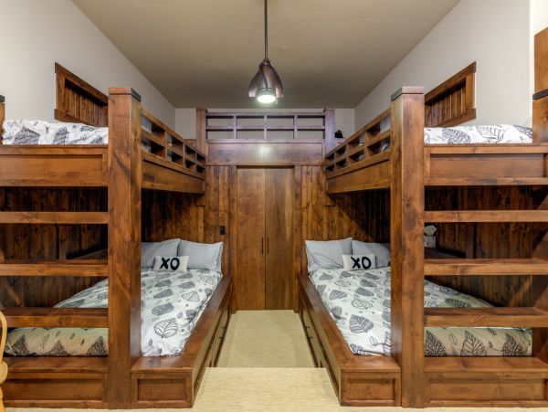 Six Bedroom Six Bathrooms Luxury Home Estate With Hot Tub