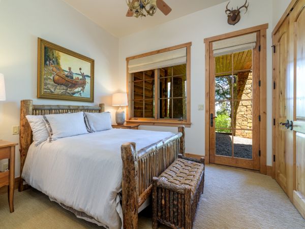 Six Bedroom Six Bathrooms Luxury Home Estate With Hot Tub