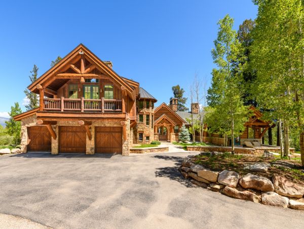 Six Bedroom Six Bathrooms Luxury Home Estate With Hot Tub