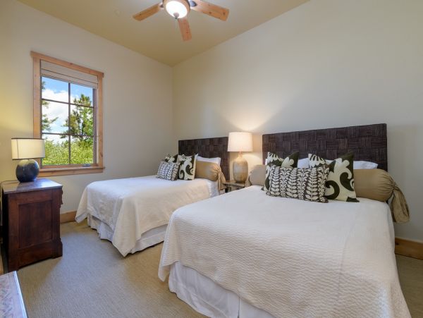 Six Bedroom Six Bathrooms Luxury Home Estate With Hot Tub