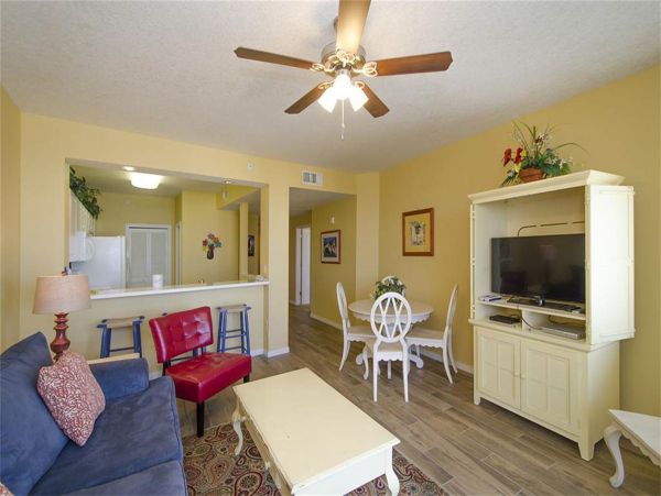 Fort Walton Vacation Condo Two Bedroom Walk to Beach