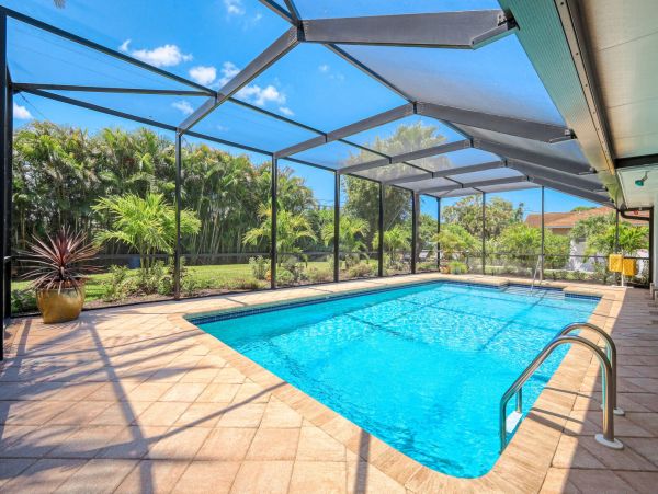 Naples Vacation Home Three Bedroom