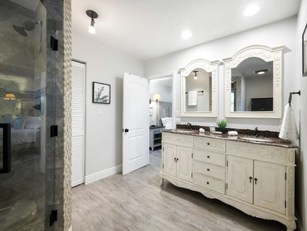 Naples Vacation Home Three Bedroom