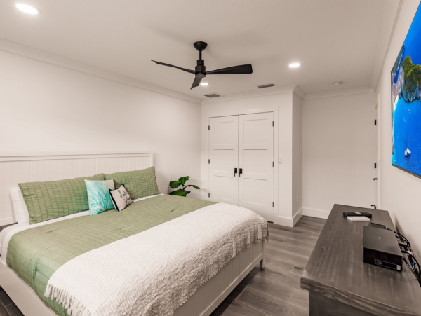 Beautiful 3 Bedroom Vacation Home in Naples