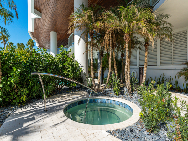 Beachfront Elegance with Panoramic Gulf Views in Siesta Key