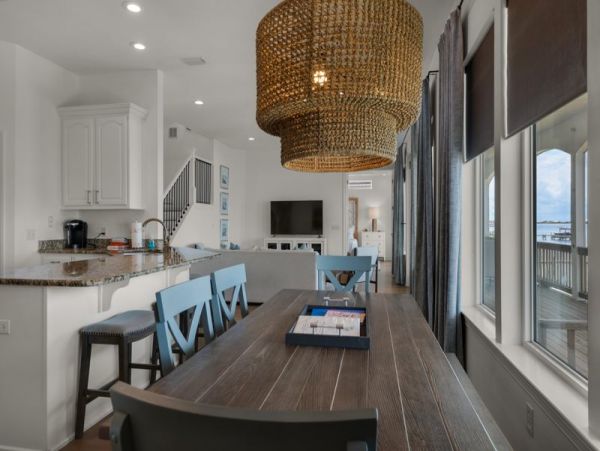 Waterfront 5 Bedroom Perfect Getaway in Pensacola Beach