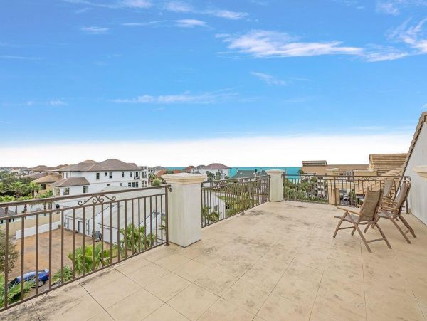 Gulf Views Vacation Pool Home in Destin Sleeps 28 Guests