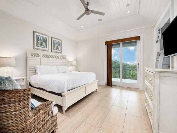 Gulf Views Vacation Pool Home in Destin Sleeps 28 Guests