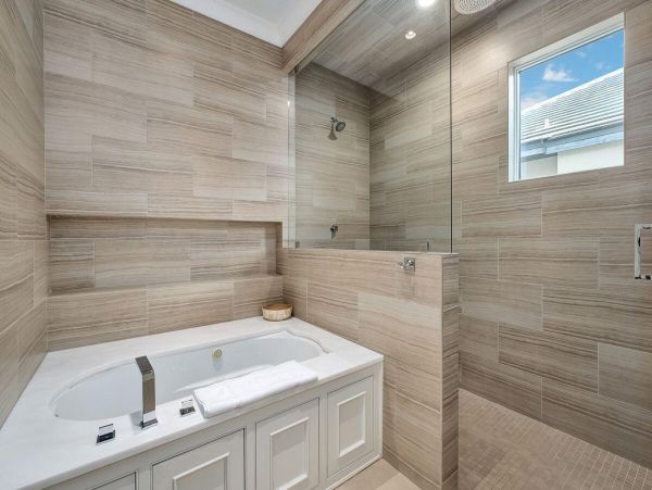 Gulf Views Vacation Pool Home in Destin Sleeps 28 Guests