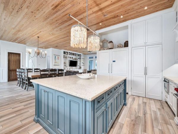 Gulf Views Vacation Pool Home in Destin Sleeps 28 Guests