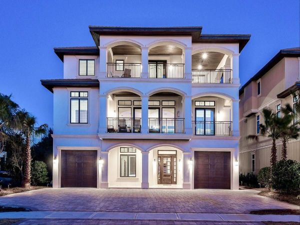 Gulf Views Vacation Pool Home in Destin Sleeps 28 Guests