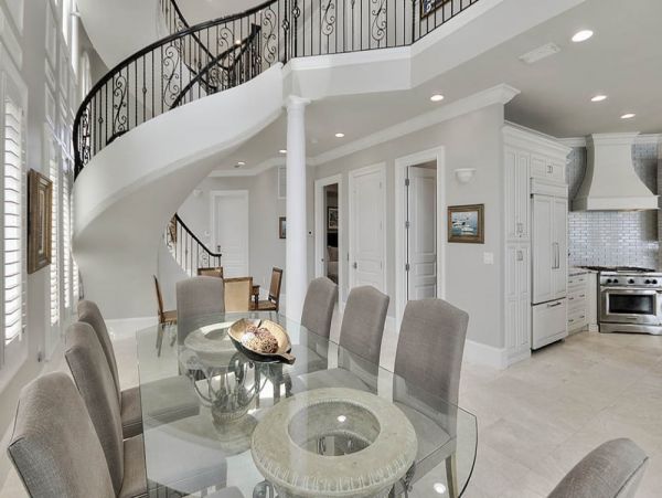 Destin Vacation Rental: Beachfront Luxury Awaits You