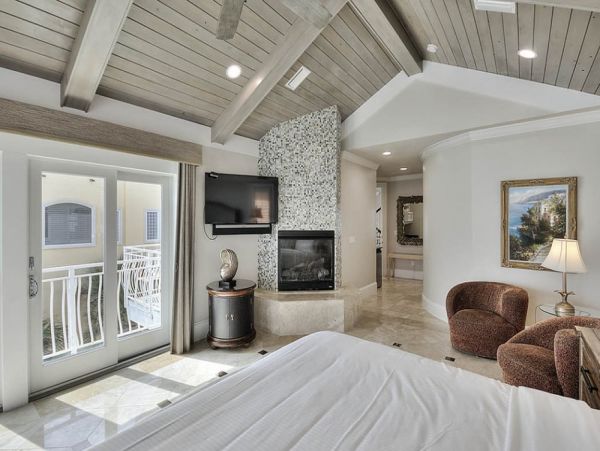 Destin Vacation Rental: Beachfront Luxury Awaits You