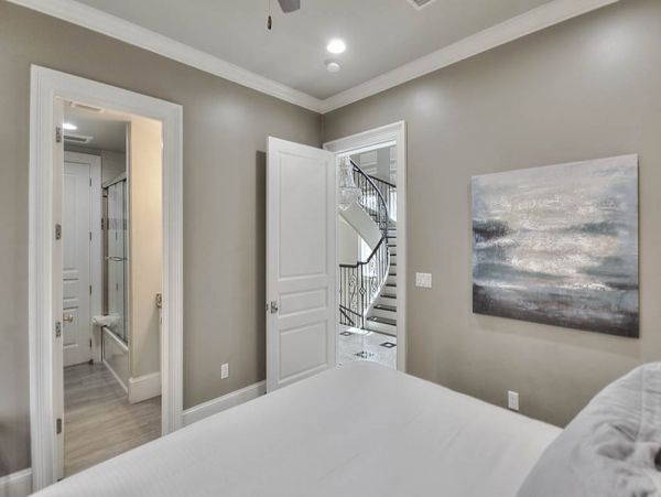 Destin Vacation Rental: Beachfront Luxury Awaits You